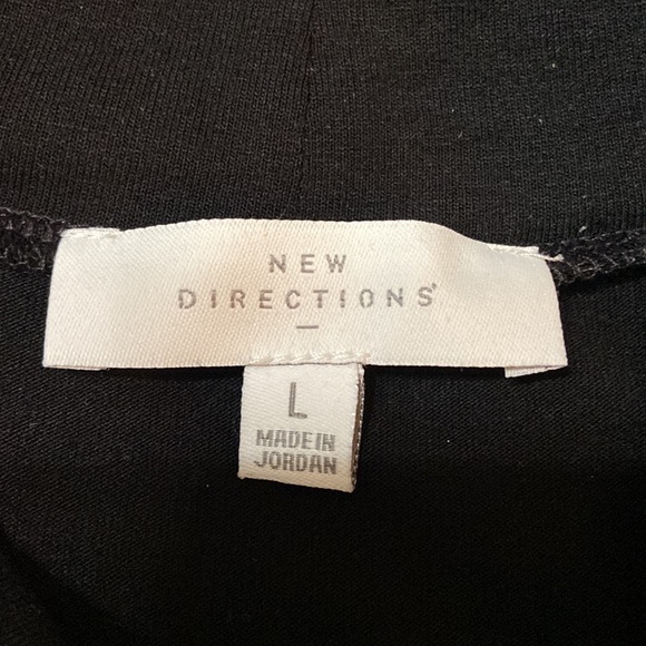 New Directions Turtleneck Tunic - Picture 5 of 6